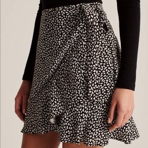 Abercrombie & Fitch mini skirt